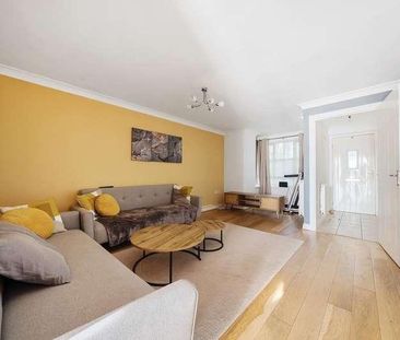 Field View, Brackley, NN13 - Photo 2