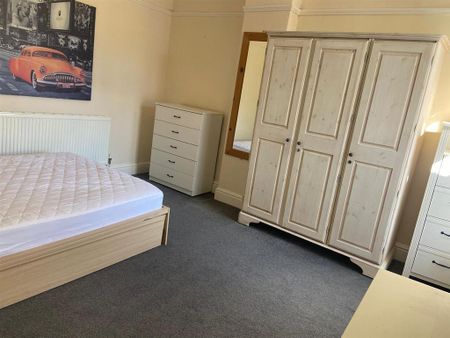 4 bedroom house to rent - Photo 4