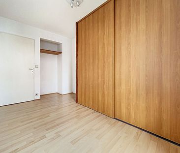 Appartement à louer - EPERNAY HYPER CENTRE-VILLE - Appartement 3 pi... - Photo 2