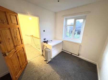 Eastfield, West Lavington, Devizes, SN10 - Photo 4