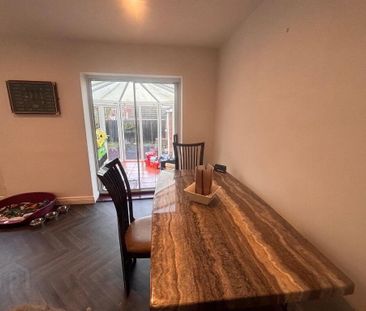 4 Sandyknowes Gardens, Newtownabbey, BT36 5DH - Photo 2
