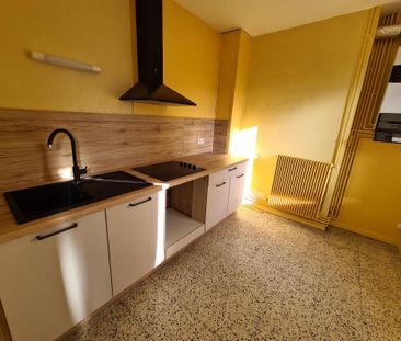 Location Appartement 2 pièces 45m² LE CREUSOT 71200 - Photo 6