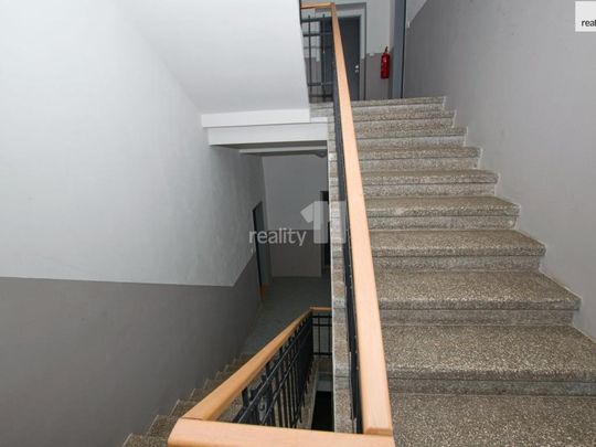 Pronájem bytu 1+kk 25 m2 - Photo 1