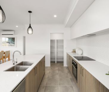 45 Elder Parade, Collingwood Park QLD 4301 - House For Rent | Domain - Photo 5