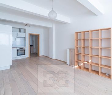 Pronájem bytu 1+kk 34 m2 - Photo 2