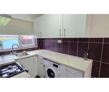 3 bedroom end of terrace house to rent - Photo 6