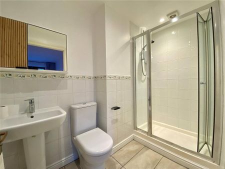 2 bedroom apartment to rent - Photo 4