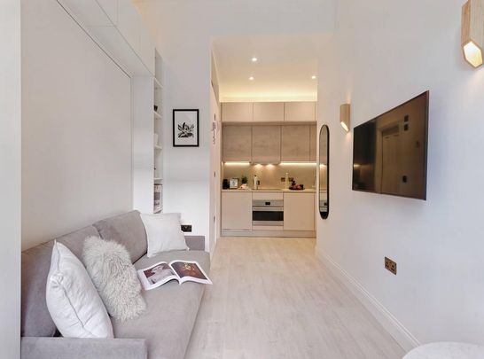 Studio to rent - Photo 1