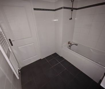Location Appartement 3 pièces 56m² PERENCHIES 59840 - Photo 4