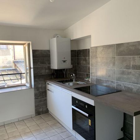 Location Appartement 3 pièces 77m² VALENCE 26000 - Photo 3