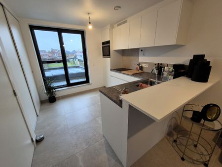 Wervik - Recent triplex appartement op de eerste verdieping - Photo 2