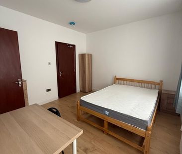 Room in a Shared House, Arnold Road, N15 - Photo 4