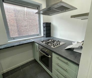 Room in a Shared Flat, Tudor Lodge, E3 - Photo 3