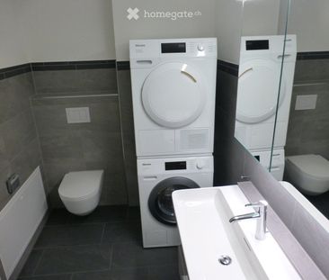 Sehr helle, schöne und moderne 3,5-Zimmerwhg mit Waschturm - Photo 2