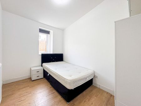 4 bedroom maisonette to rent - Photo 3