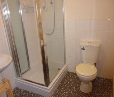 Studio to rent - Photo 6