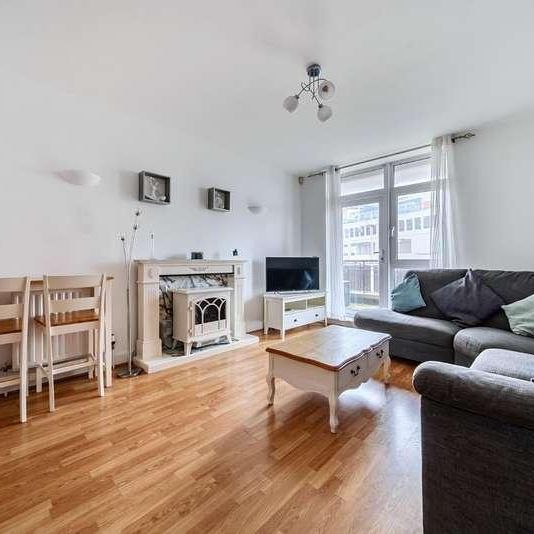 Arethusa House, Gunwharf Quays, Portsmouth, PO1 - Photo 1