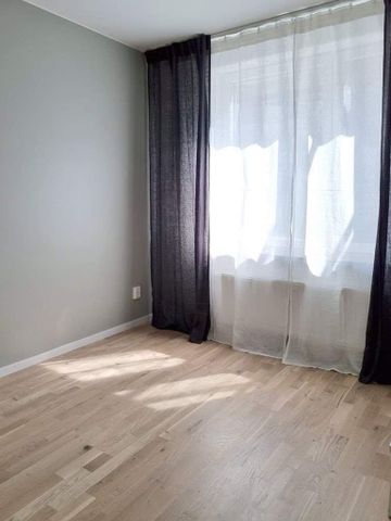 Skogängsvägen, Spånga - Photo 2