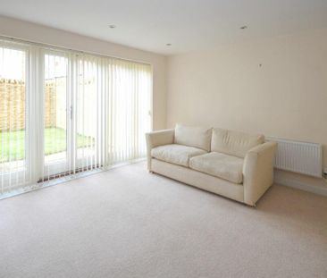 2 bedroom barn conversion to rent - Photo 2