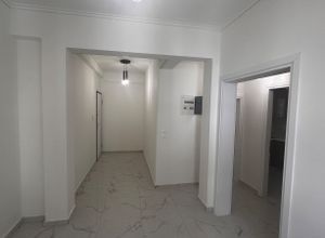 Διαμέρισμα για ενοικίαση - Νίκαια, - Photo 4