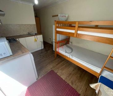 Minterne Ave, Norwood Green, UB2 - Photo 1