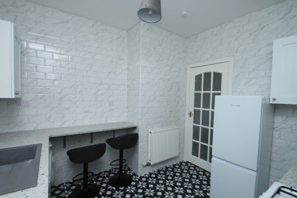 Glanderston Drive, Glasgow, G13 - Photo 1