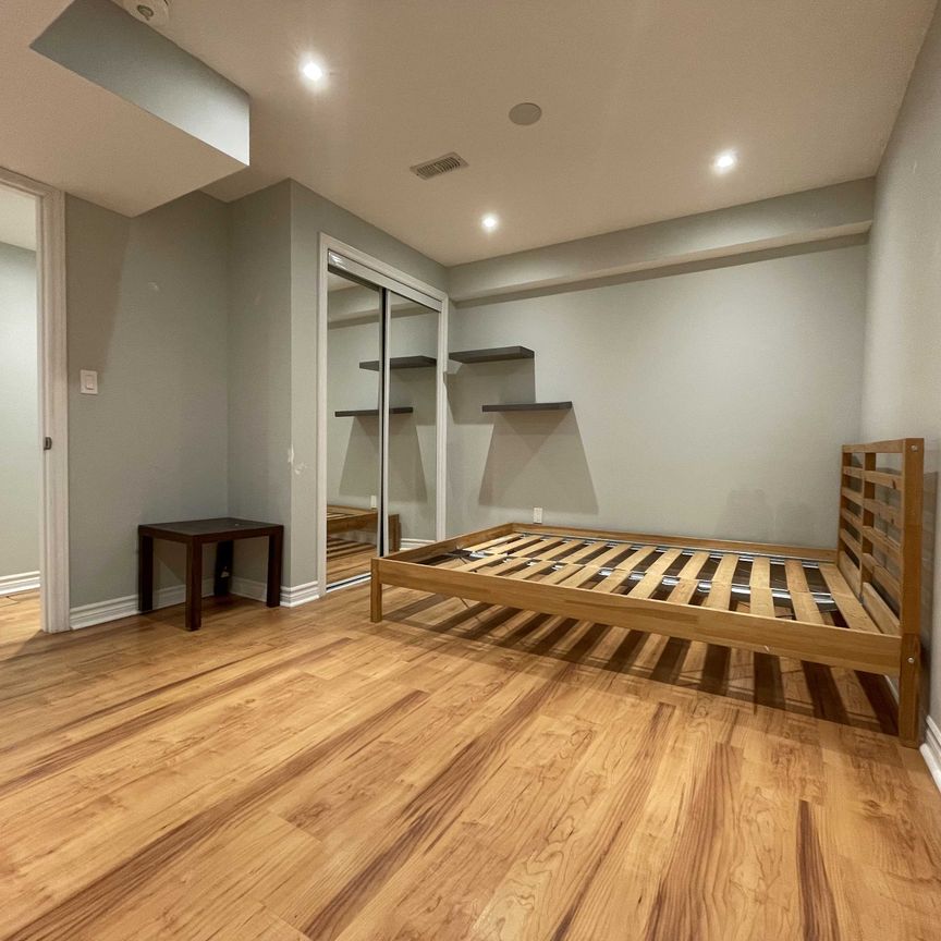 For Lease - 233 Aspenwood Drive Unit# Lower Level, Newmarket, Ontario - Photo 1