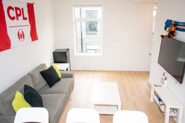 For Lease - 1740 Simcoe Street Unit# 46, Oshawa, Ontario - Photo 1