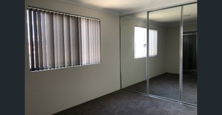 Modern 3x2 Top Floor Unit in Central Mandurah - Photo 2