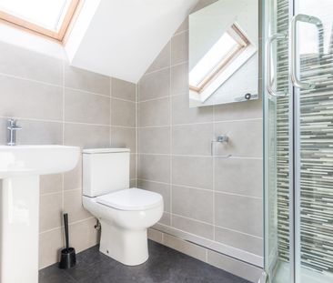 Ashleigh Grove, Jesmond - Photo 2