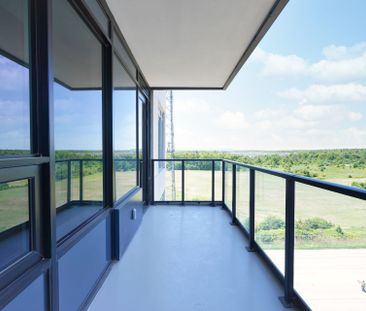 For Lease - 3220 William Coltson Avenue Unit# 813, Oakville, Ontario - Photo 2