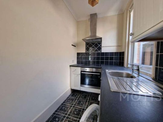 Station Road, Lyminge, CT18 - Photo 1