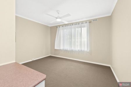 Updated Two Bedroom Unit in Brown Hill - Photo 4