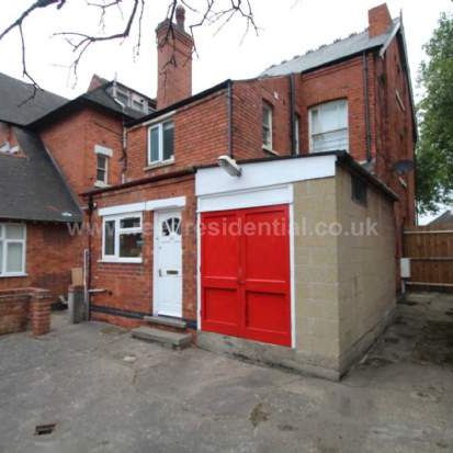 6 bedroom property to rent in Nottingham - Photo 1