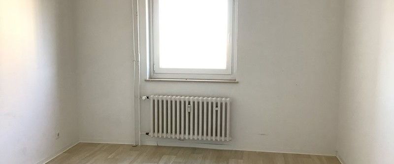 Attraktive 2 Zimmerwohnung mit Balkon zu vermieten (WBS) - Photo 1