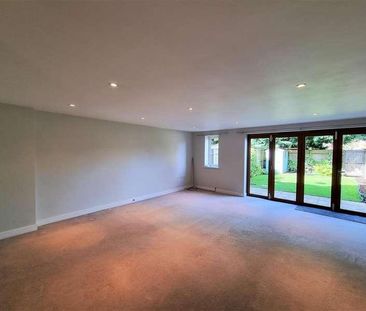 Church Mews, Upton Upon Severn,. Worcestershire, WR8 - Photo 1