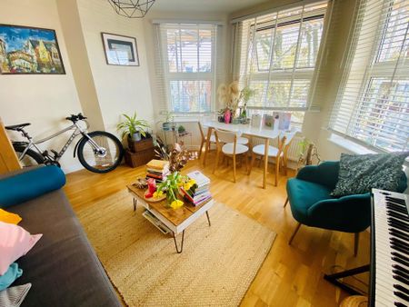 1 bedroom flat to rent - Photo 2