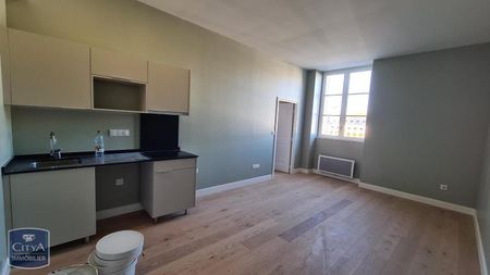 Location Appartement 2 pièces 39m² POITIERS 86000 - Photo 2