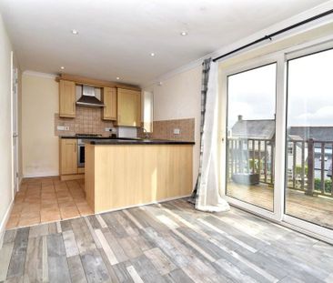 3 bedroom semi-detached house to rent - Photo 4