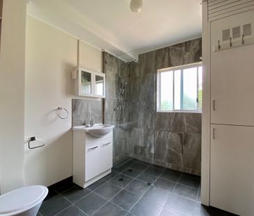 Neat & Convenient 1-Bedroom Ground Floor Apartment - Photo 3