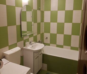 Închiriez garsoniera transformata in 2 camere, Sarari , Henri Coandă! - Photo 5