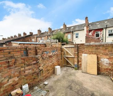 2 bedroom terraced house to rent - Photo 5