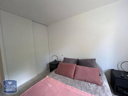 Location Appartement 3 pièces 67m² AGEN 47000 - Photo 4