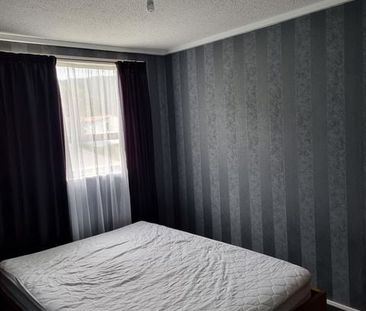 Fully furnished unit - ready to move in - Photo 5