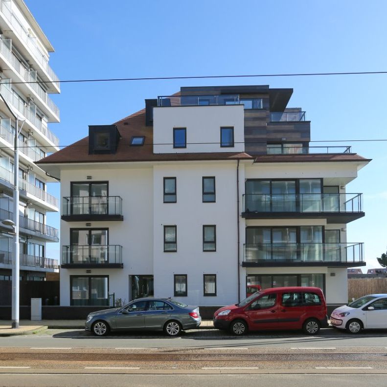 Ongemeubeld hoekappartement met prachtig zonneterras - Photo 1