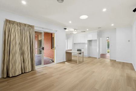 Lovingly Maintained Federation Style Home - Photo 3