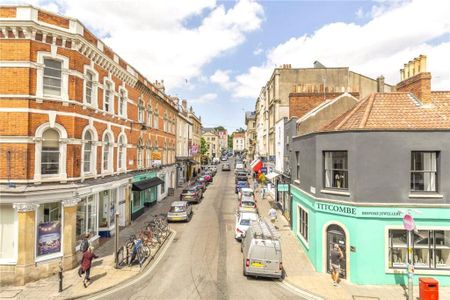 4 bedroom apartment to rent - Photo 4