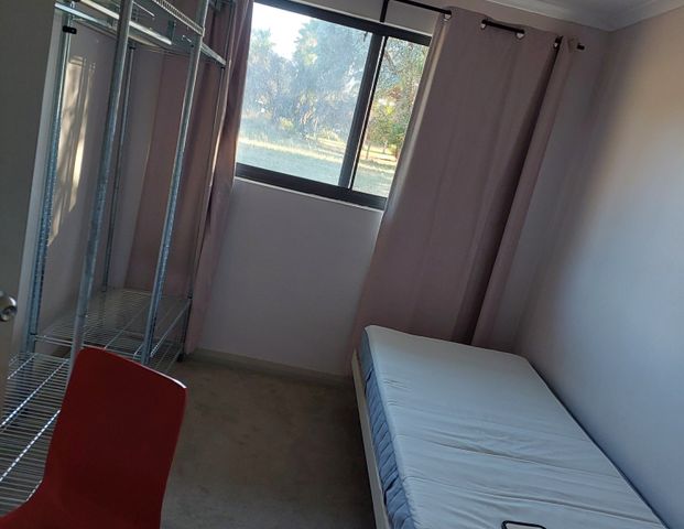 Maida Vale - Photo 1