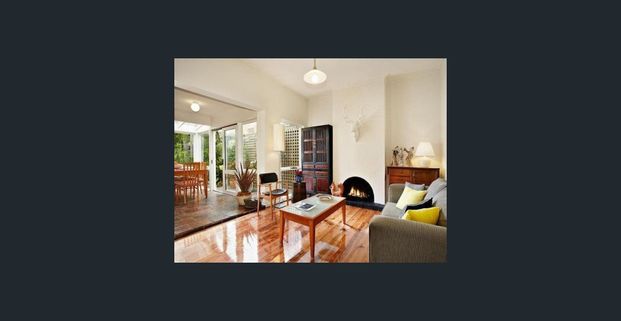 3 BEDROOOM FAMILY HOME IN CONVENIENT LOCATION - Photo 1