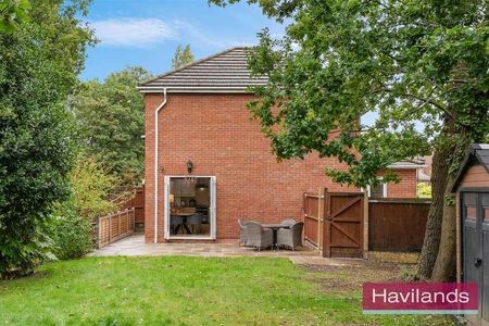 Gladbeck Way, Enfield, EN2 - Photo 3